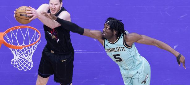 华体会app-猛龙主场击败老鹰，继续领跑东部