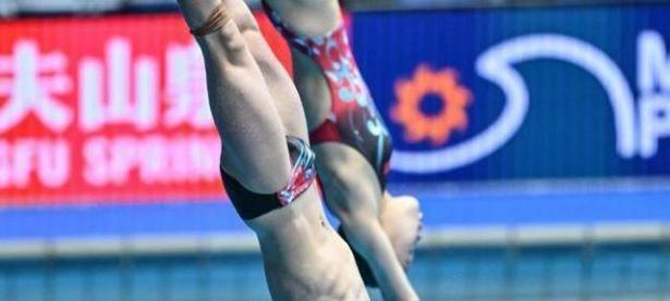 华体会app-跳水男子个人单板比赛惊险系数颇高，难舍难分