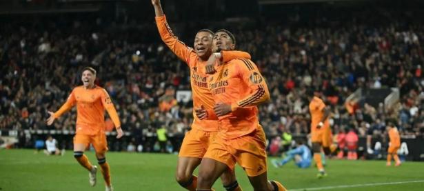 华体会官网-包含瓦伦西亚客场遭遇惨败，大比分输球的词条