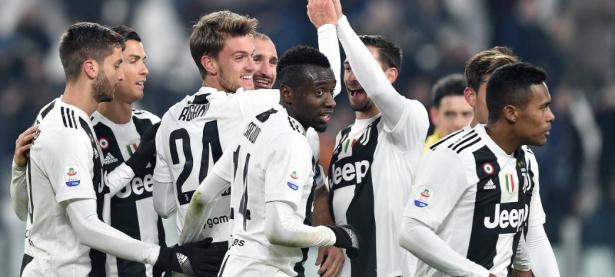 包含尤文图斯双星养伤中，球队攻防需调整的词条