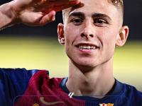 华体会官方登录入口-决战时刻：比赛进入白热化，胜负难辨