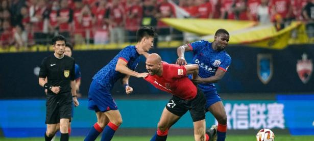 华体会馆-意甲球队逆风翻盘，成为比赛焦点