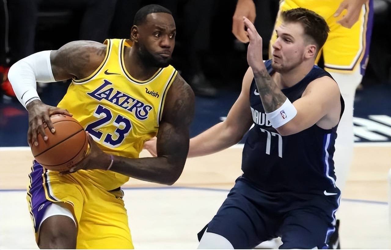 霍芬海姆主教练发难，要求球员彻底卷土重来的简单介绍