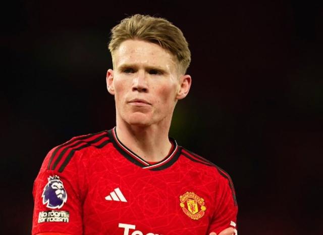 关于曼联中场大将受伤成为焦点话题的信息 关于曼联中场大将受伤成为焦点话题的信息