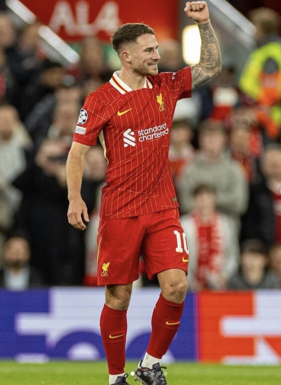 关于利物浦门将神勇扑救，阻截对手多次进球的信息