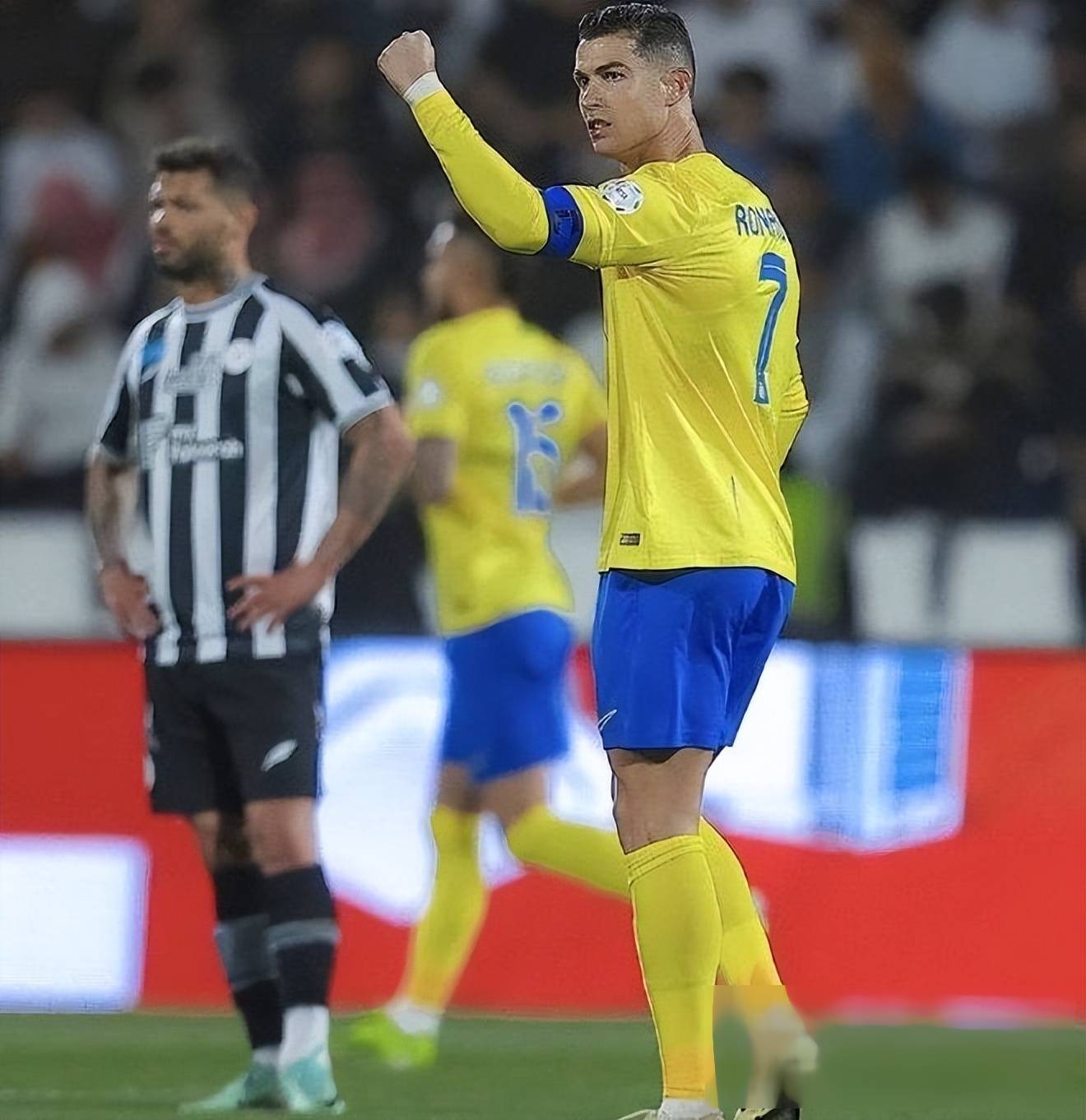 凯泽斯劳滕实现逆袭，取得胜利的简单介绍