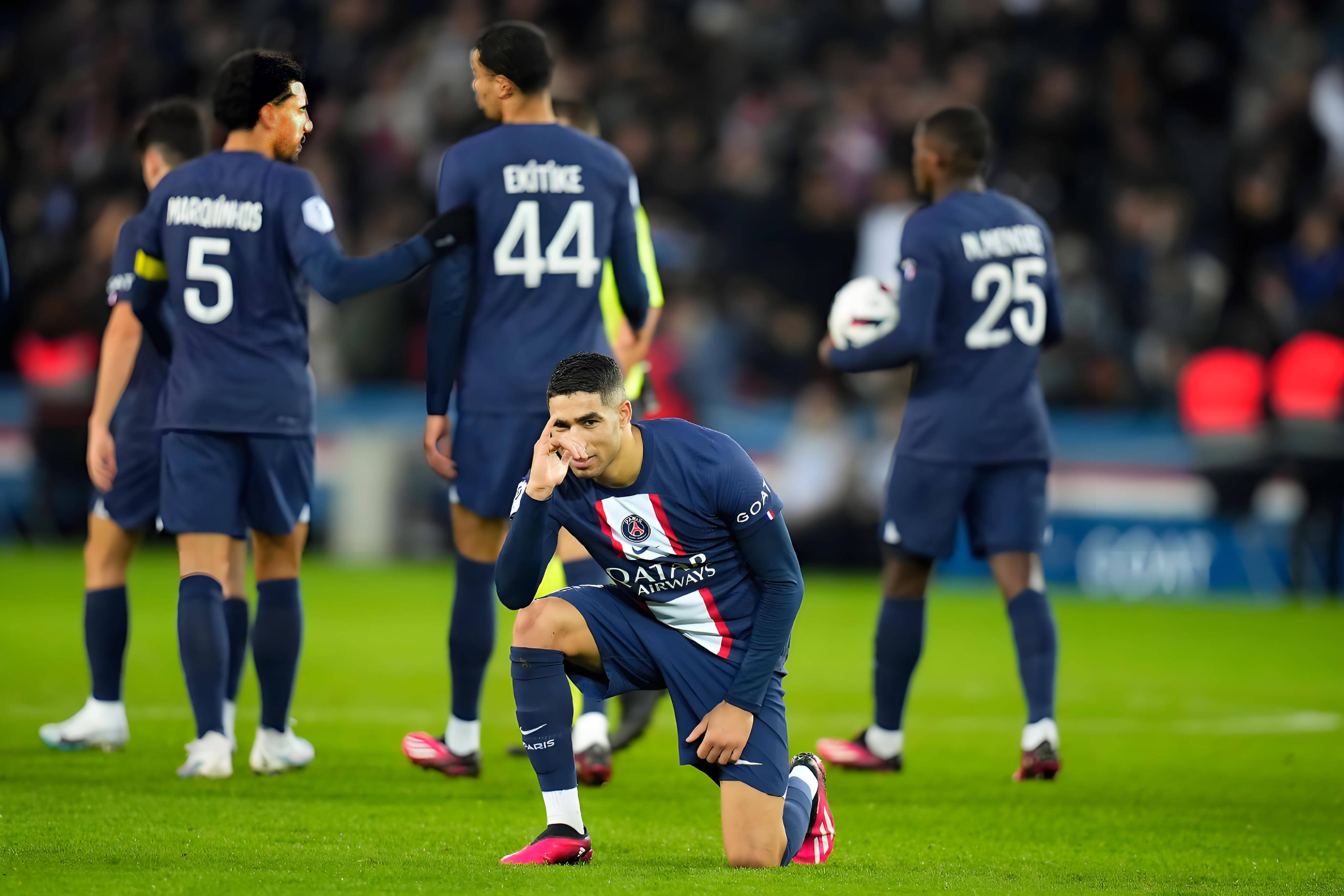 包含利物浦-逆转，在欧冠小组赛获胜的词条