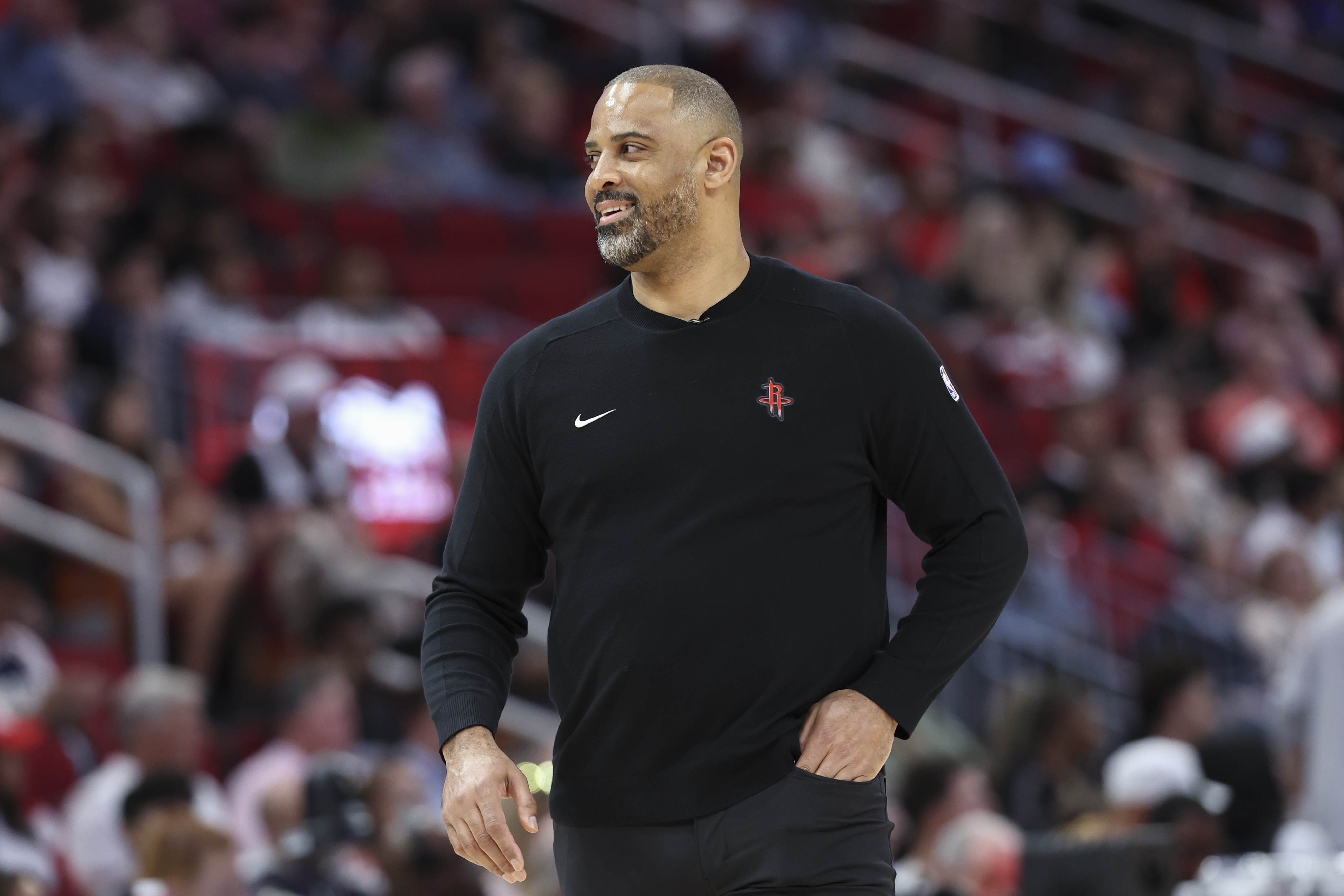 火箭主帅赛前战术研究颠覆传统能否制胜？的简单介绍