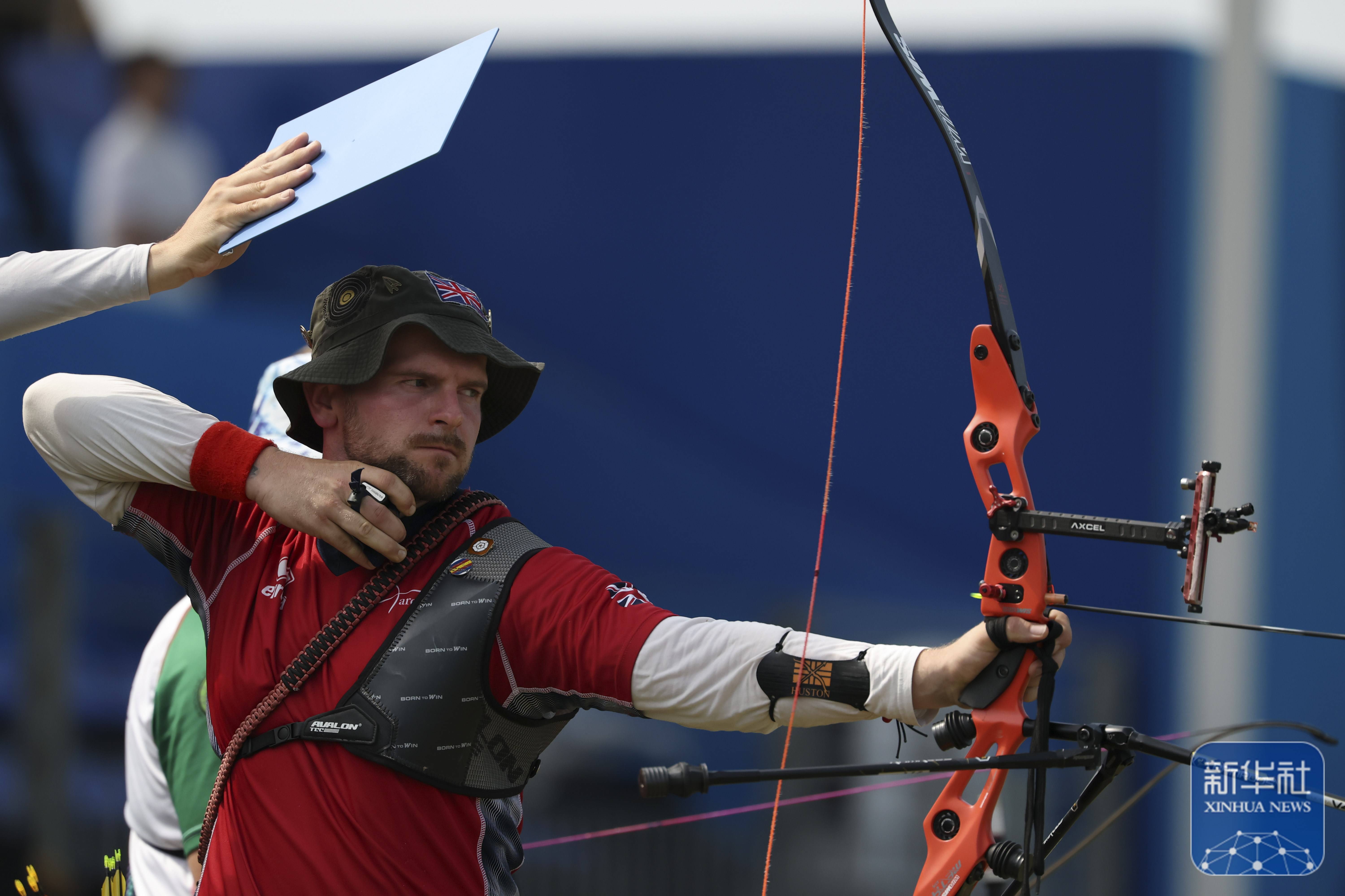 哥伦比亚运动员夺得射箭比赛冠军