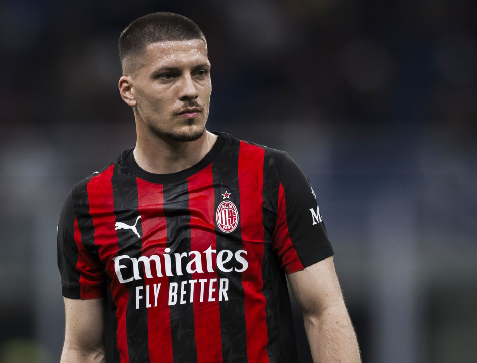 关于AC米兰引进锋线新生力量，将为新赛季注入活力的信息