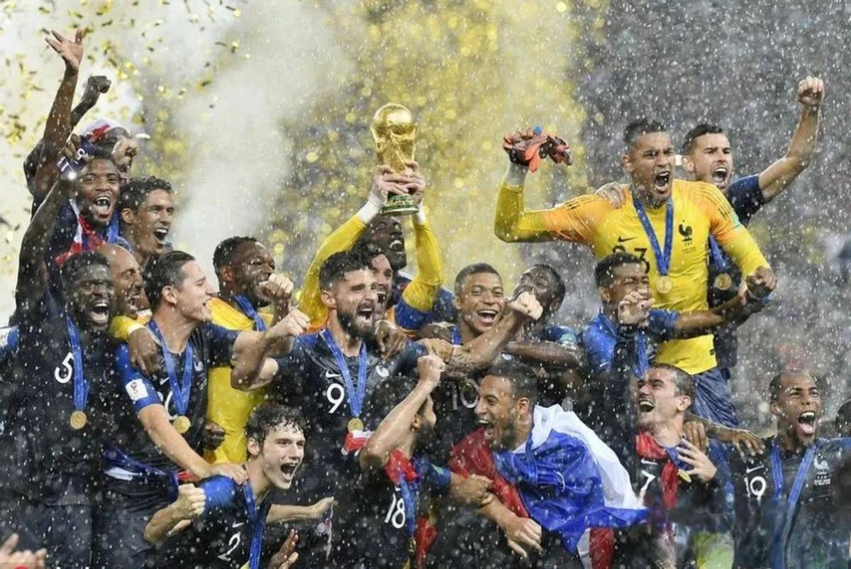 巴西队力克对手，晋级国际比赛半决赛