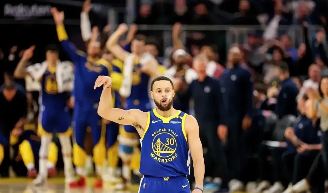 勇士不敌掘金，库里空砍27分的简单介绍
