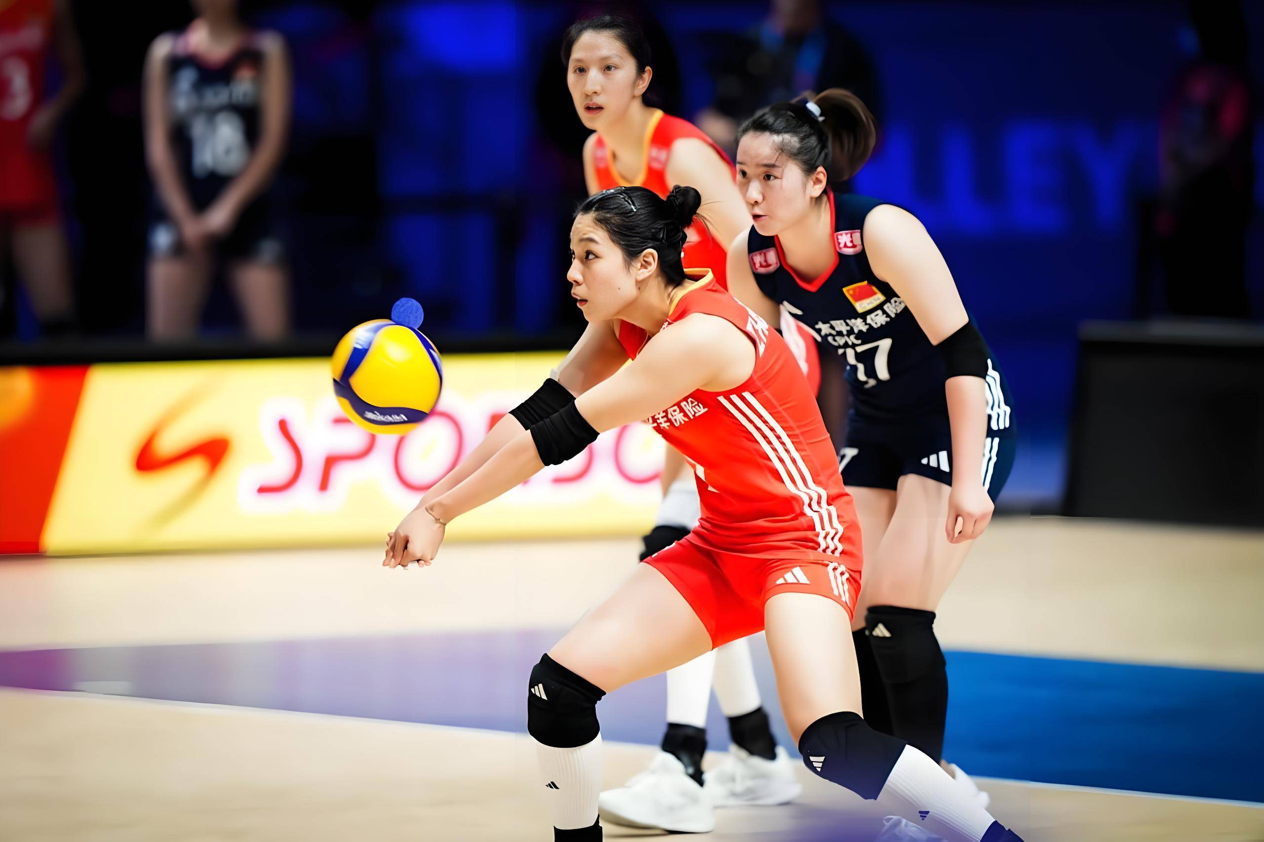 热门球队在最新一场比赛中表现抢眼 热门球队在最新一场比赛中表现抢眼